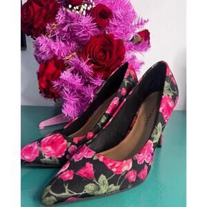 Christian Siriano for Payless Pink Floral Heels – Size 8W – Pointed Toe Pumps